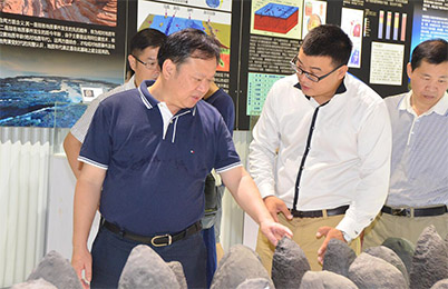 福建省委办公厅副主任许守尧到五号仓库参观考察